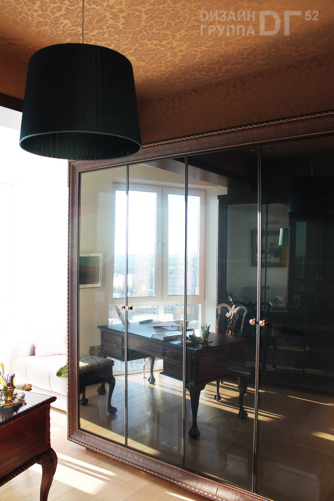 квартира с картиной