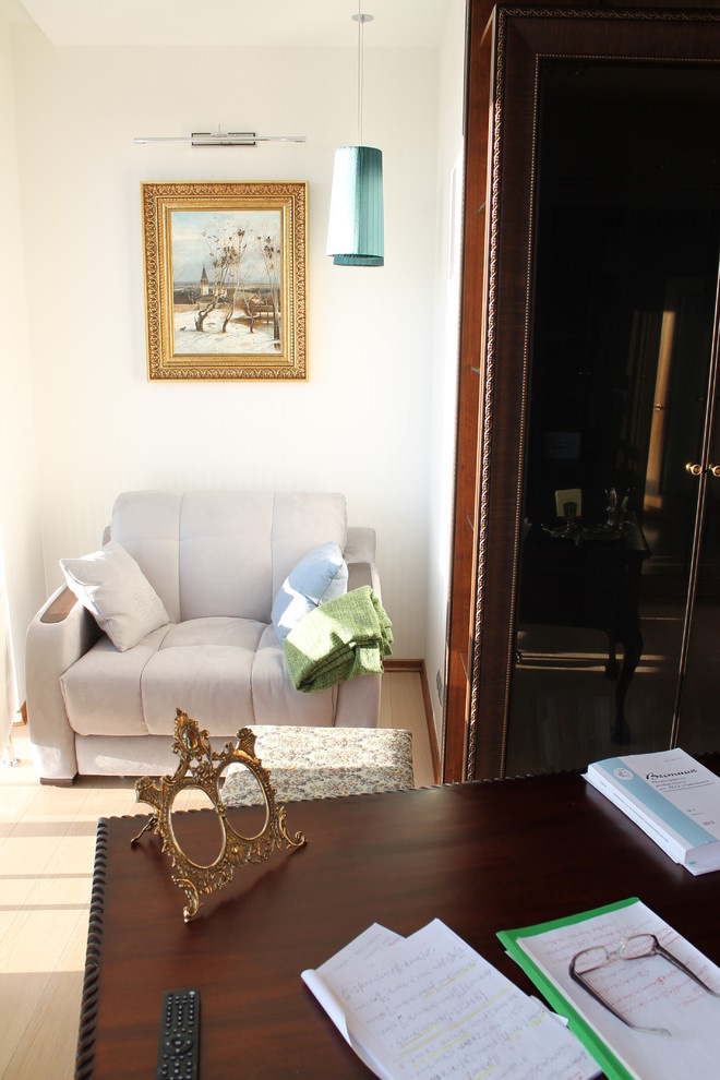 квартира с картиной