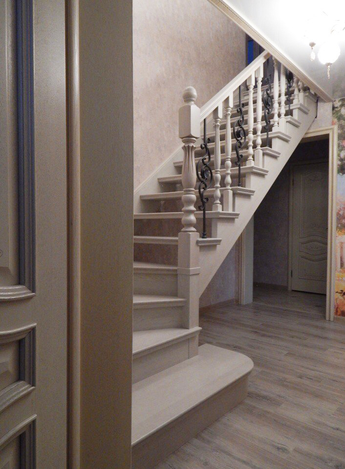 Лестница из дуба