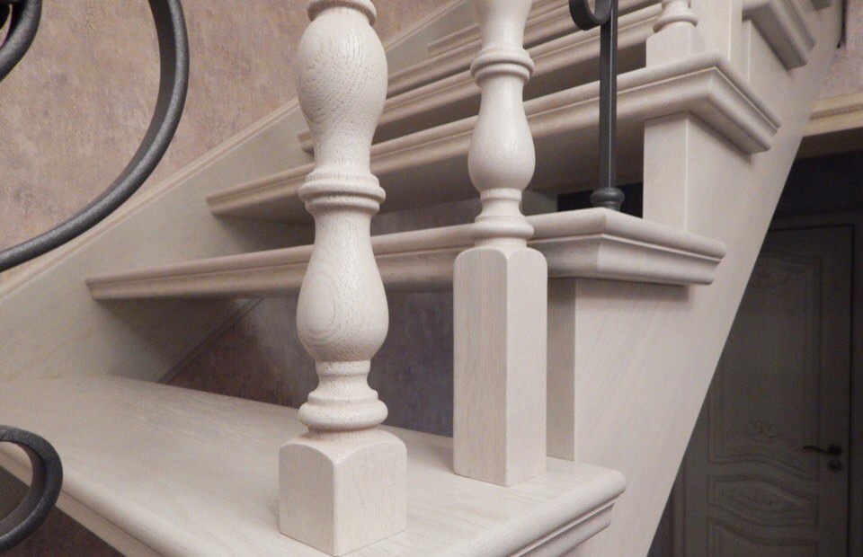 Лестница из дуба