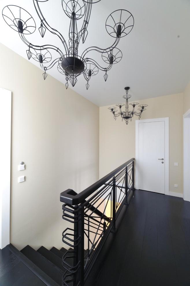 Лестницы  комбинированные на металлокаркасе