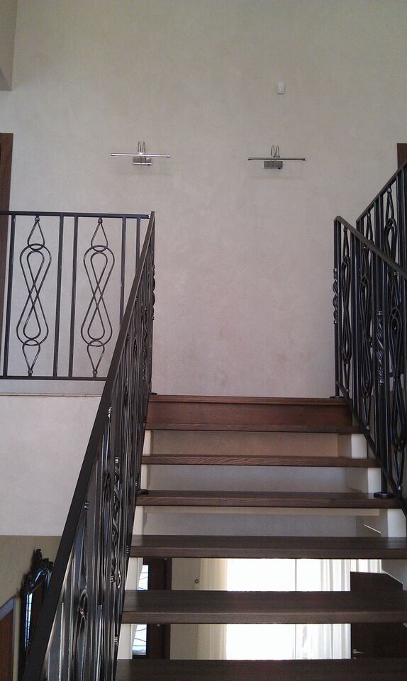 Лестницы  комбинированные на металлокаркасе