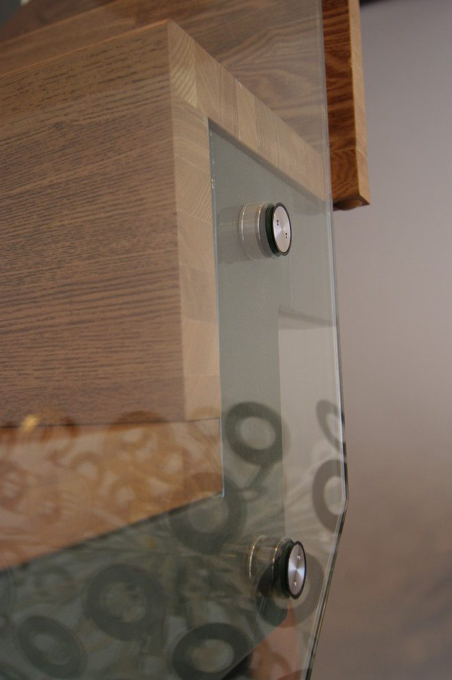 Лестницы  комбинированные на металлокаркасе