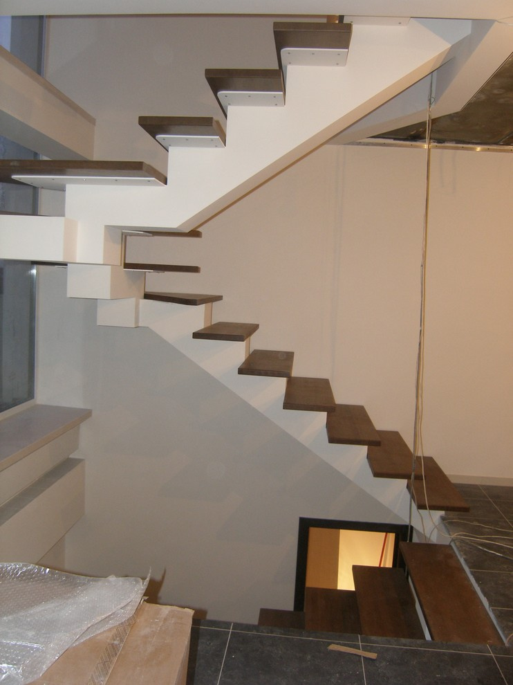 Лестницы  комбинированные на металлокаркасе