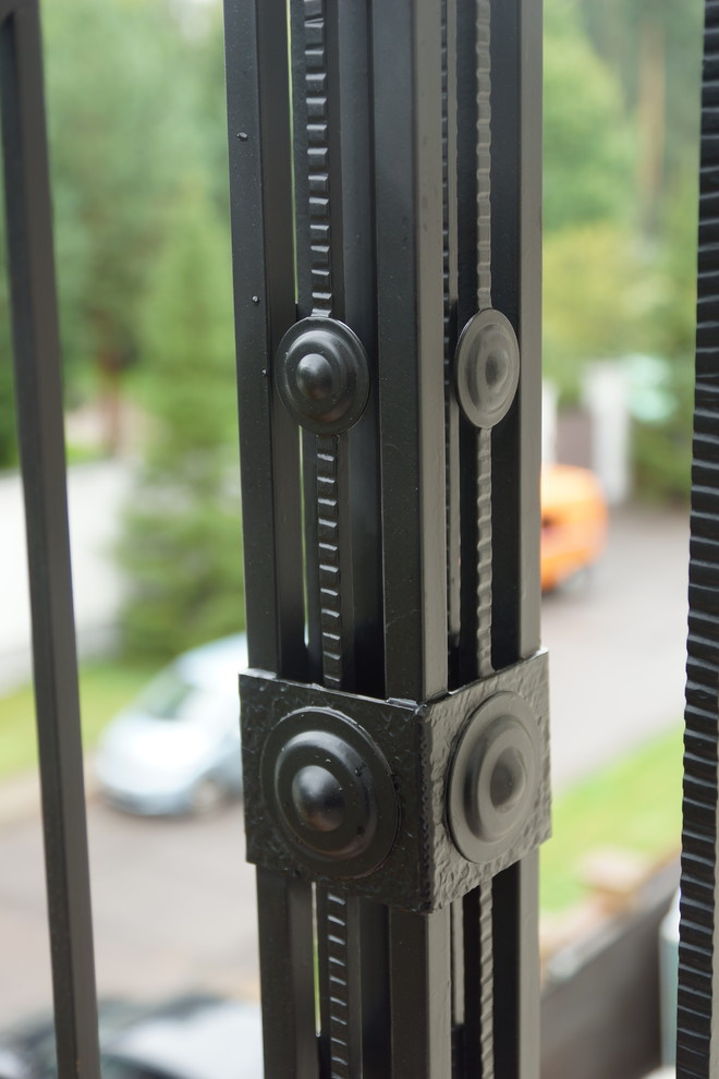 Кованные балконы в поселке Горки 2