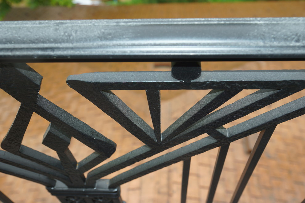 Кованные балконы в поселке Горки 2