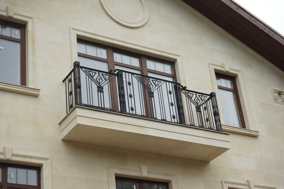Кованные балконы в поселке Горки 2