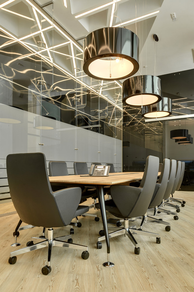 Комос Групп