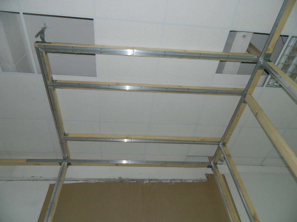 Офис продаж компании по натяжным потолкам