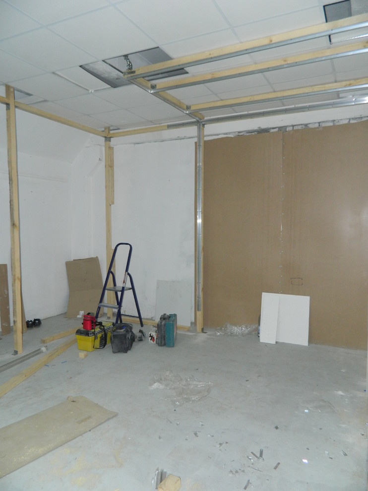 Офис продаж компании по натяжным потолкам