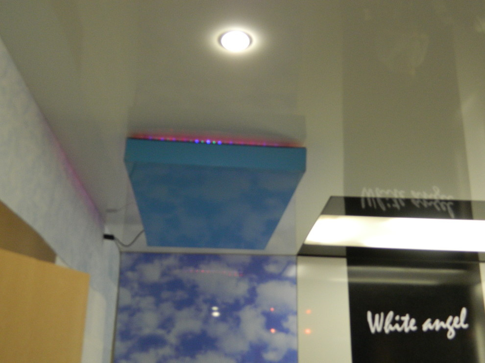 Офис продаж компании по натяжным потолкам