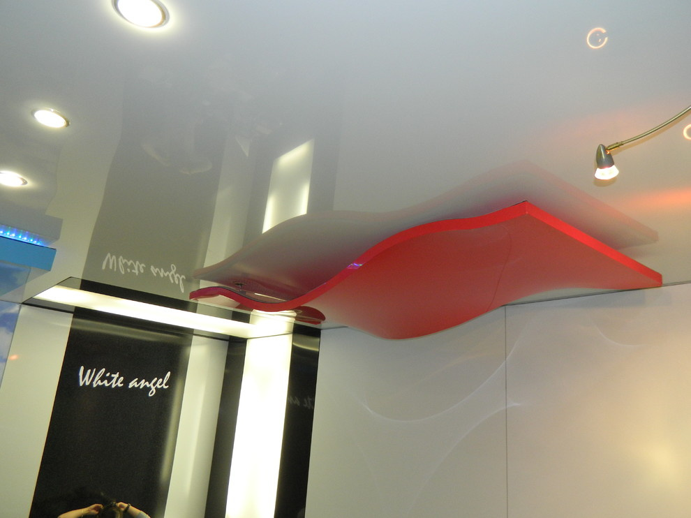 Офис продаж компании по натяжным потолкам