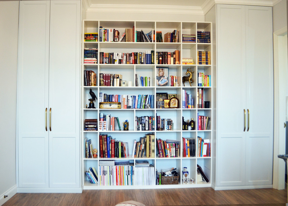 Шкафы и стеллаж в гостиную