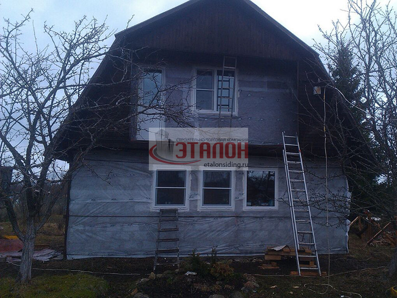 пос. Пупышево - монтаж сайдинга с утеплением