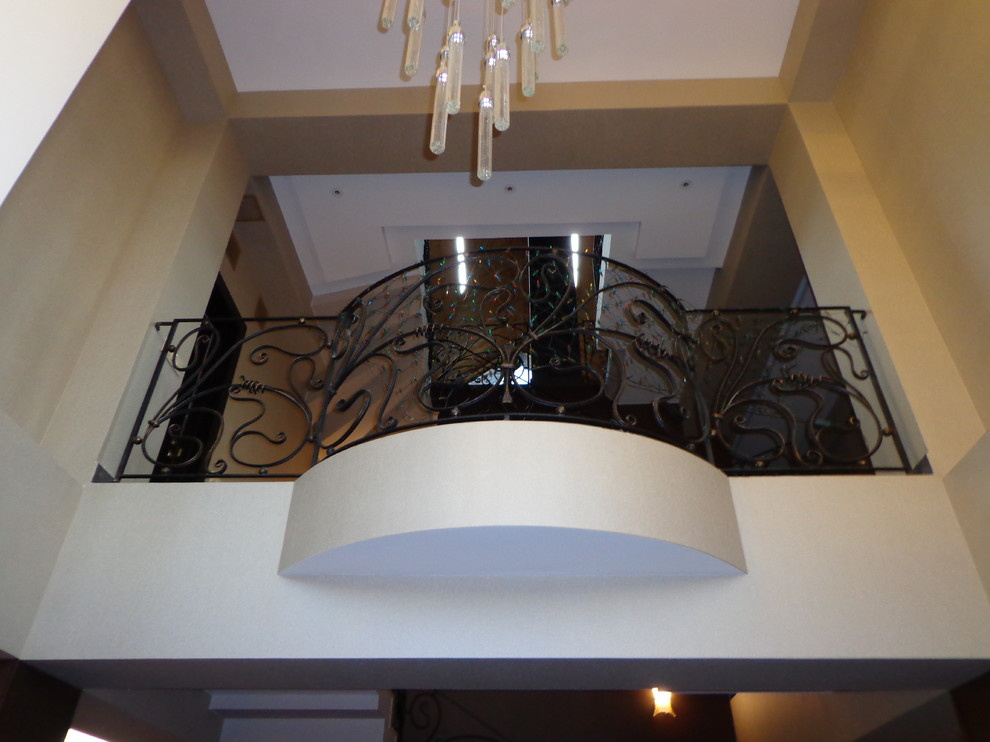 Проект индивидуального трехэтажного дома с дизайном интерьеров