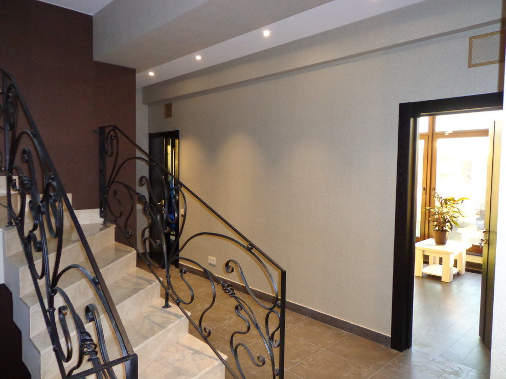 Проект индивидуального трехэтажного дома с дизайном интерьеров