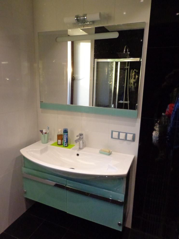 Проект индивидуального трехэтажного дома с дизайном интерьеров