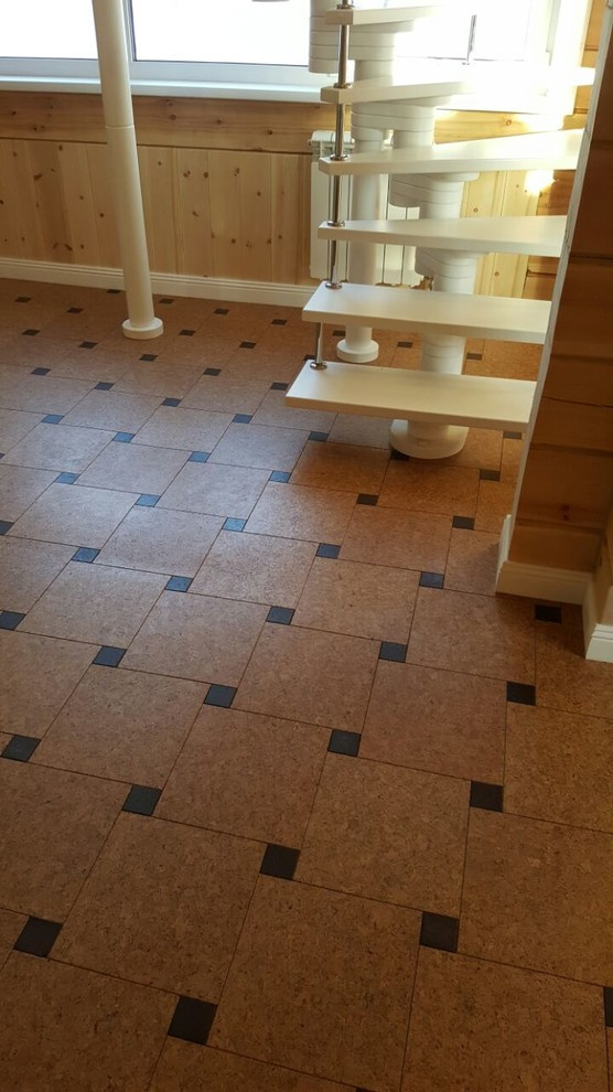 Оригинальный способ укладки напольной пробки!