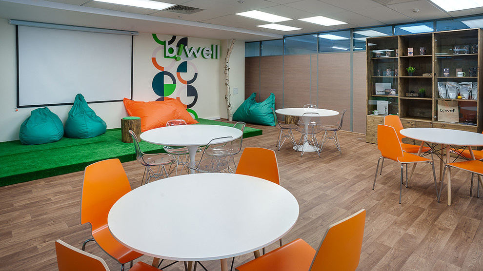 Фото реализованного проекта офиса в БЦ Омега Плаза