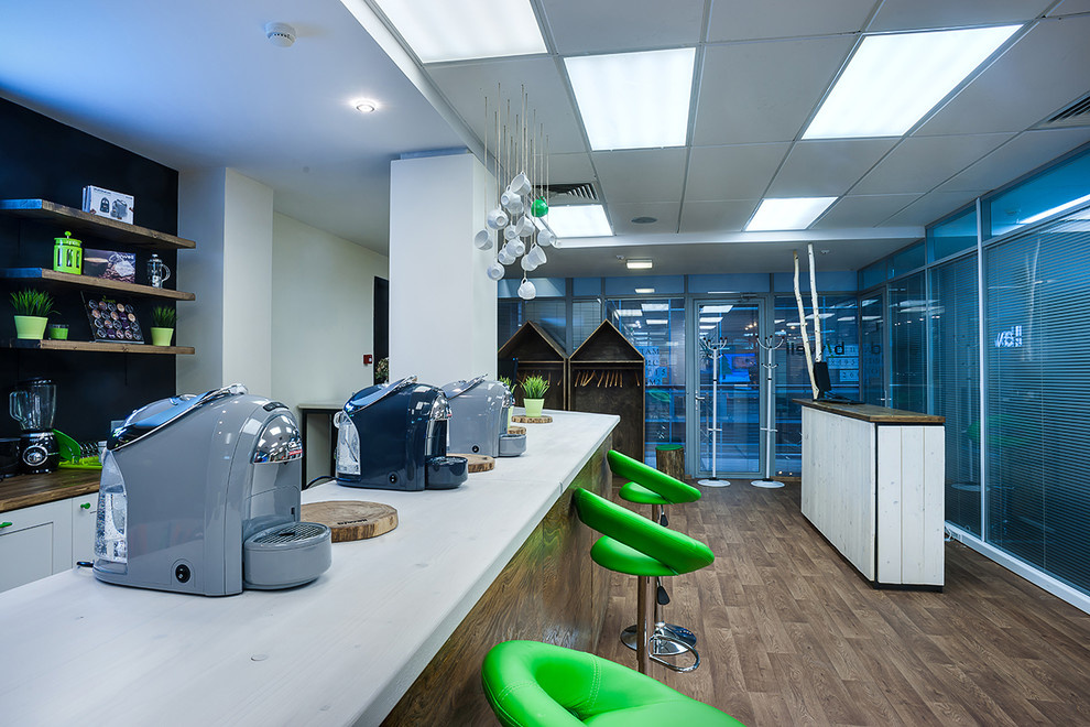 Фото реализованного проекта офиса в БЦ Омега Плаза