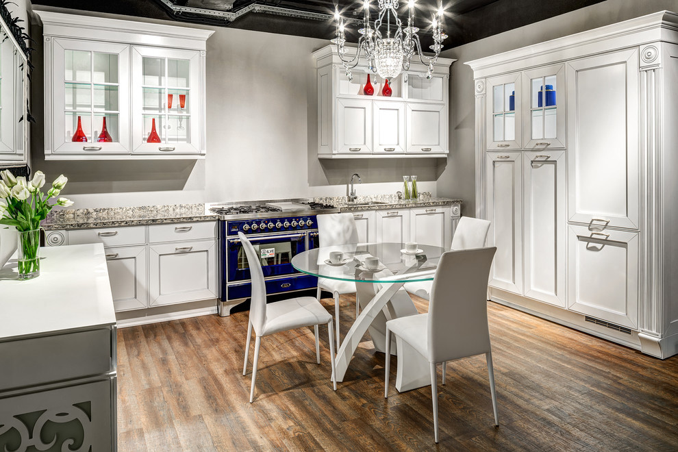 Шоурум мебельного магазина Стелс