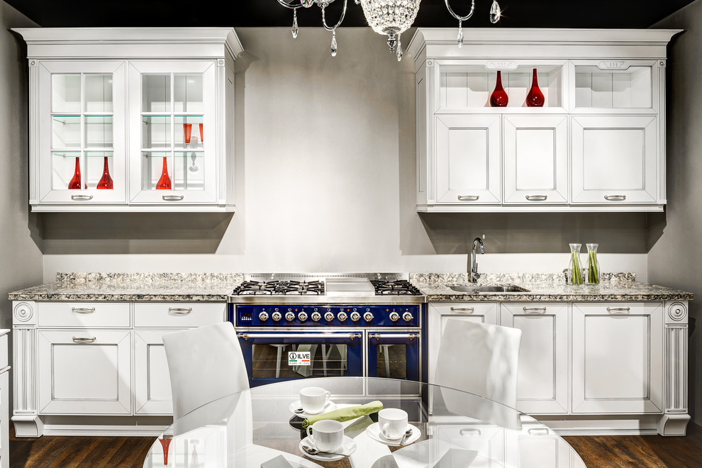 Шоурум мебельного магазина Стелс