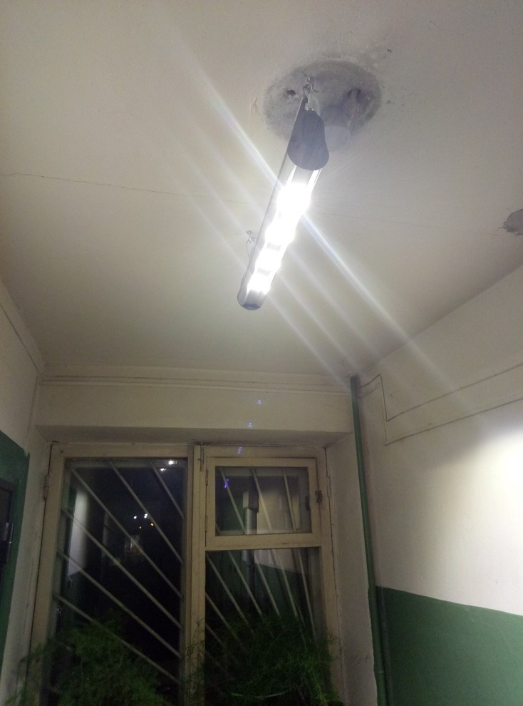 Освещение коридора