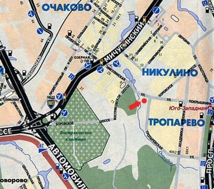 Спортивно-сервисный комплекс над автостоянкой