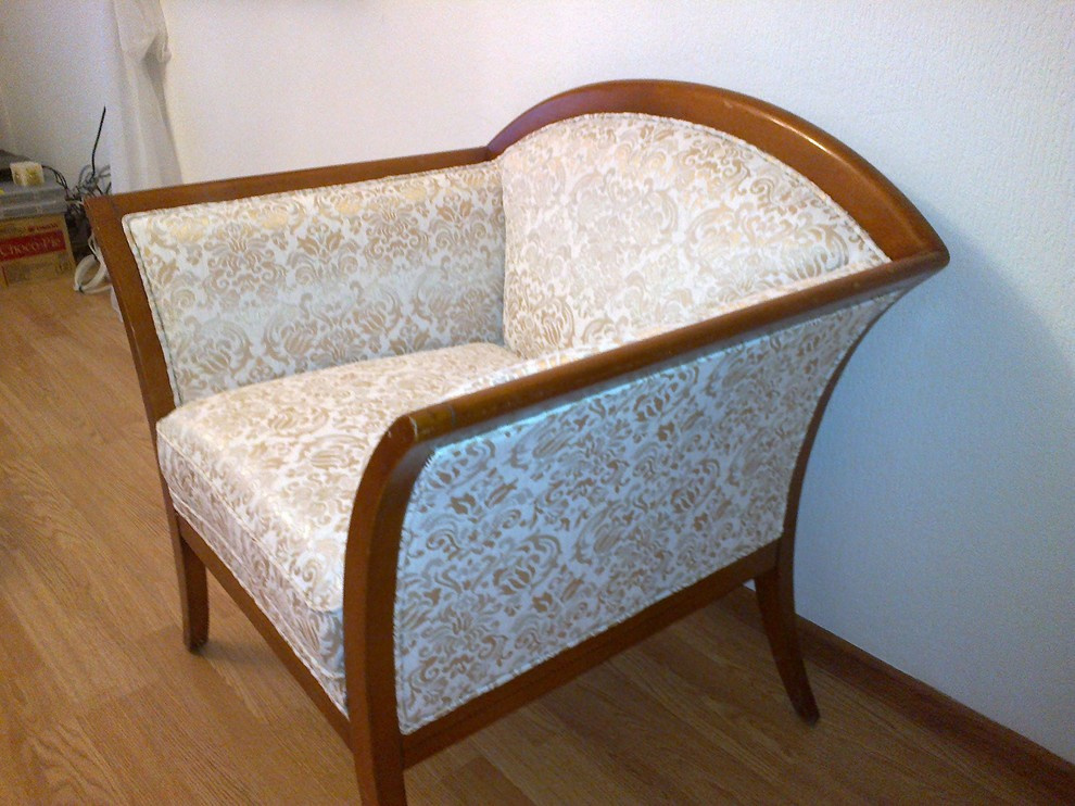 Обложка проекта: Замена обивки на мягкой мебели классика Италия,Польша