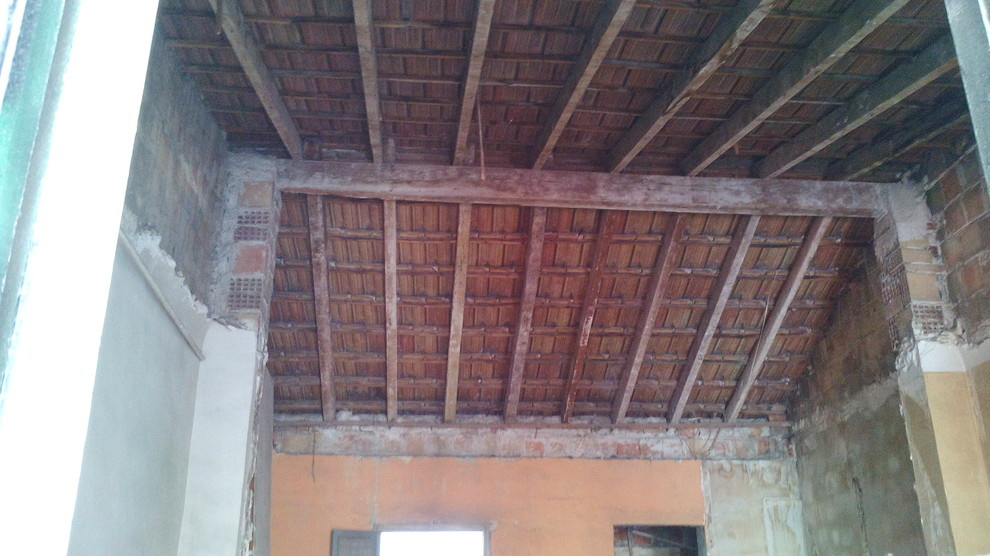 Acceso a cuarto de bombas de piscina San Vicente del Raspeig