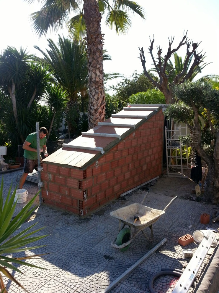 Acceso a cuarto de bombas de piscina San Vicente del Raspeig
