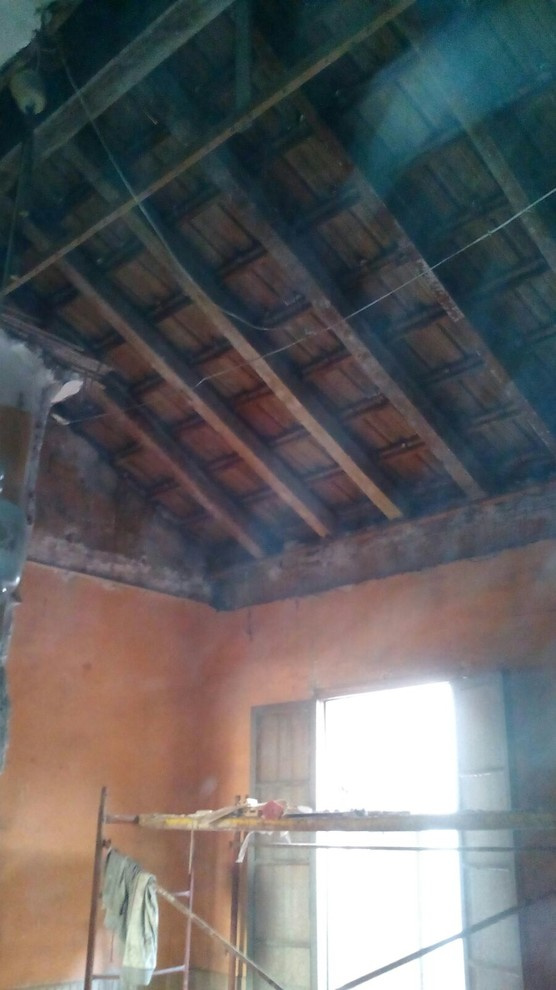 Acceso a cuarto de bombas de piscina San Vicente del Raspeig