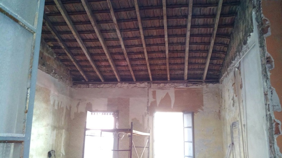 Acceso a cuarto de bombas de piscina San Vicente del Raspeig