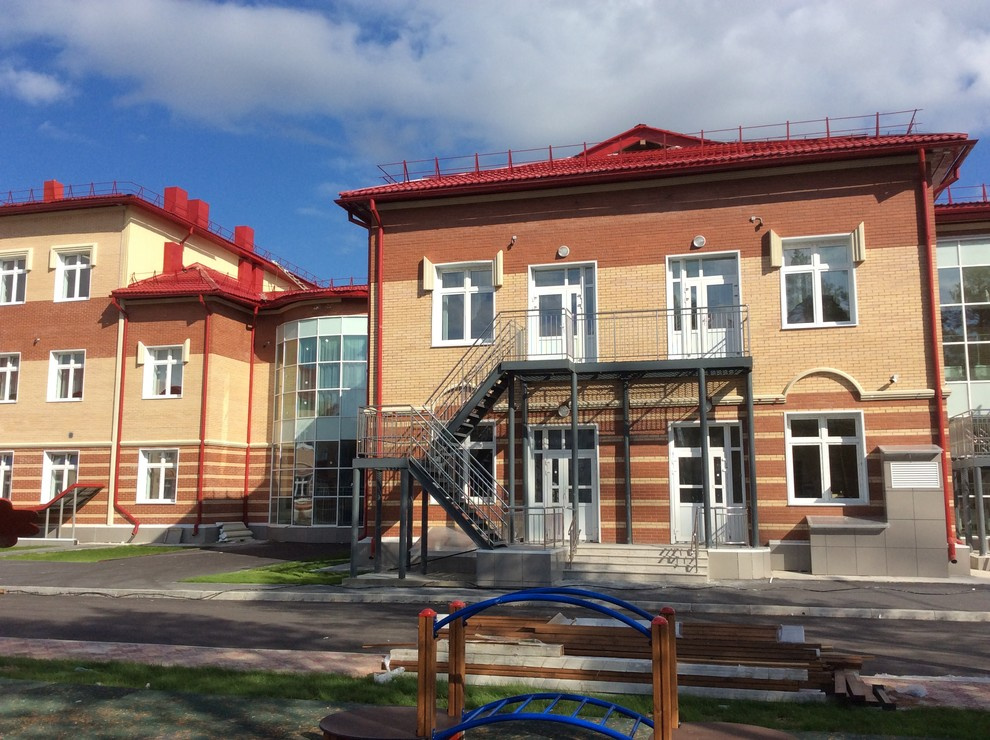 Средняя школа