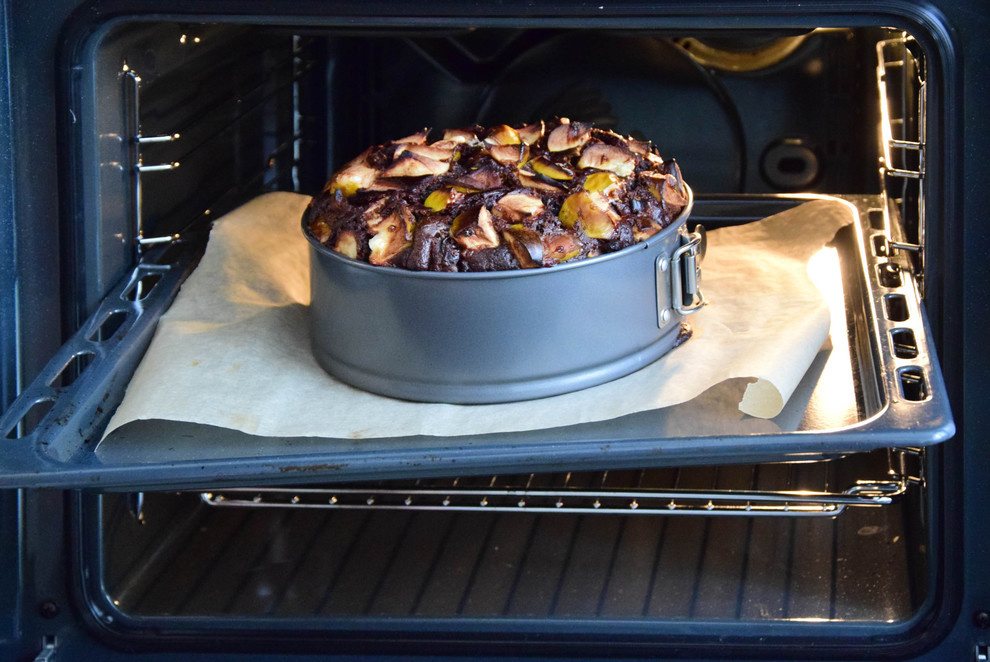 Проверенный рецепт: Постная шоколадная шарлотка