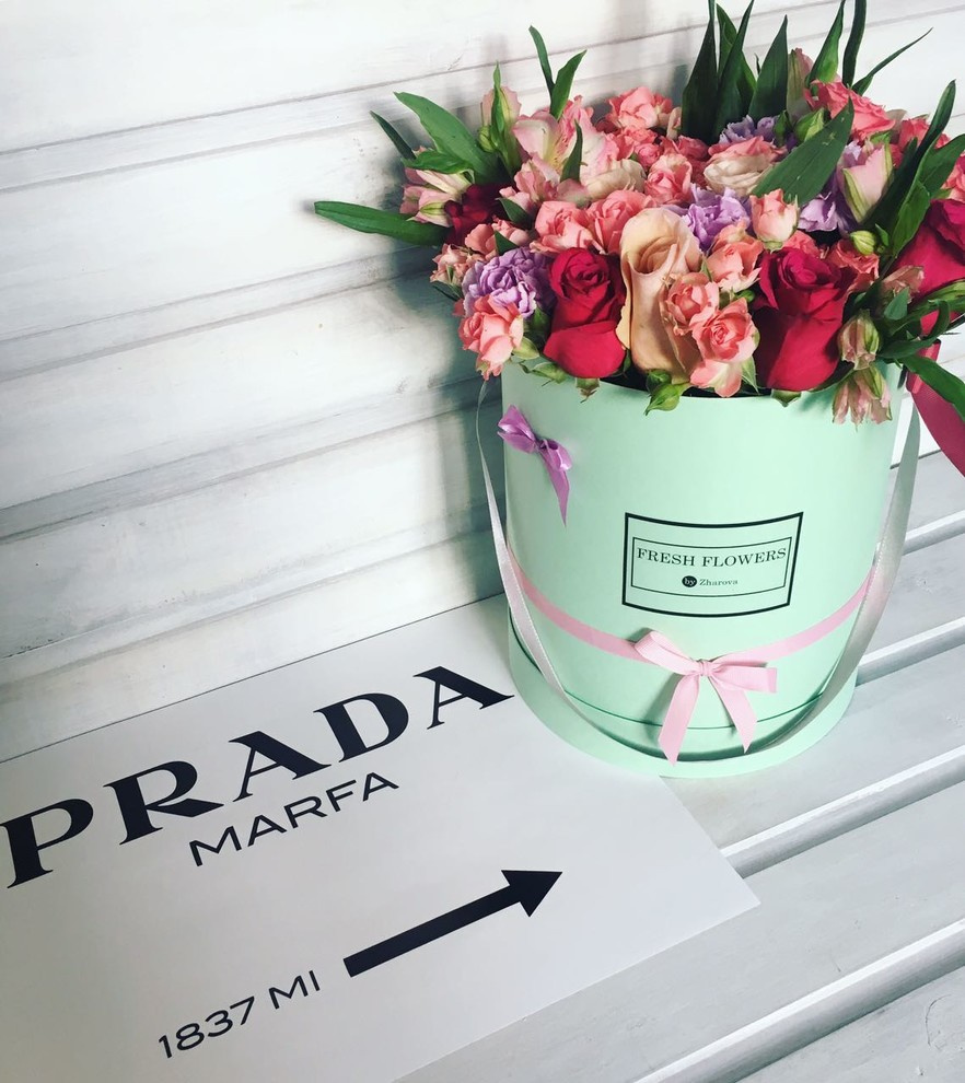 Обложка проекта: Розовый бум в шляпных коробках