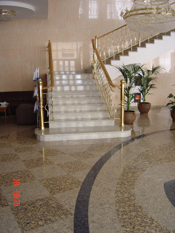 Лестница в гостинице