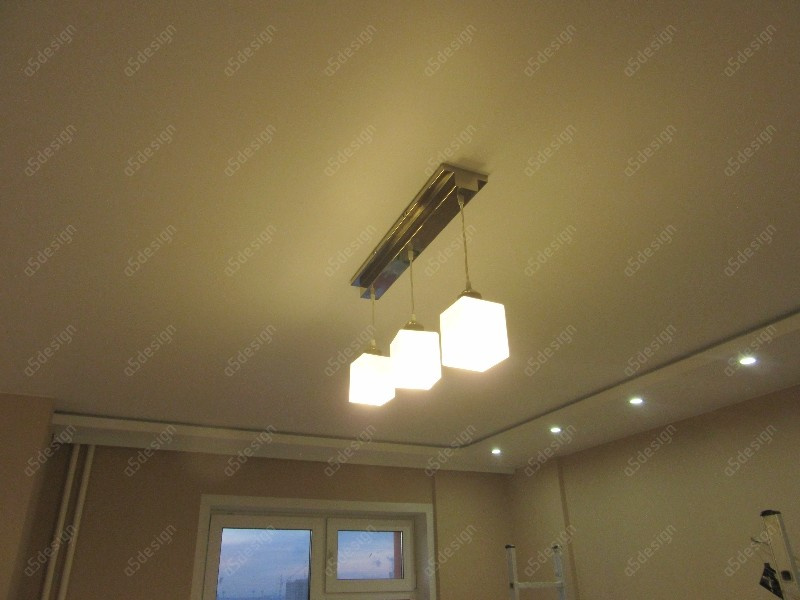 Ниширование натяжным потолком