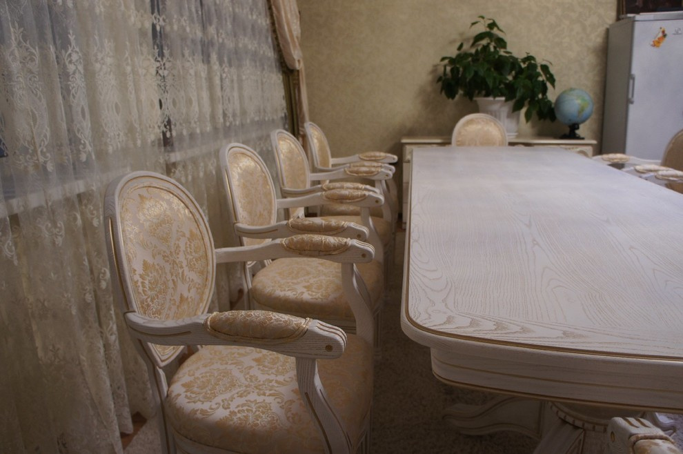 Изготавливаем мебель из массива