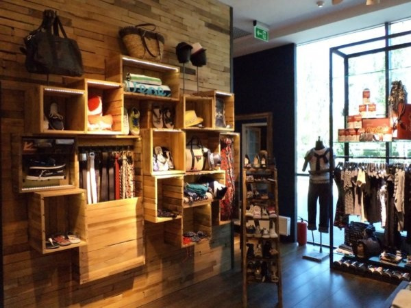 Сеть магазинов "Pepe Jeans"