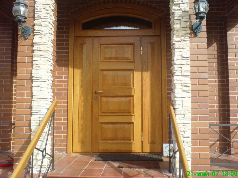 Двери входные