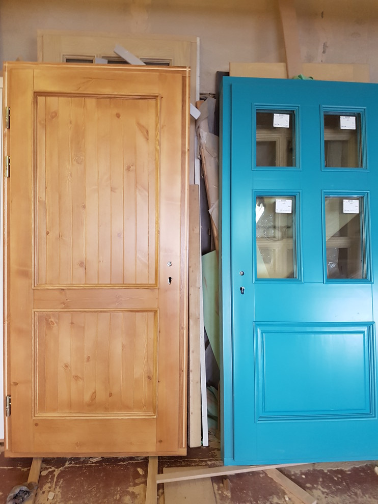 Двери входные