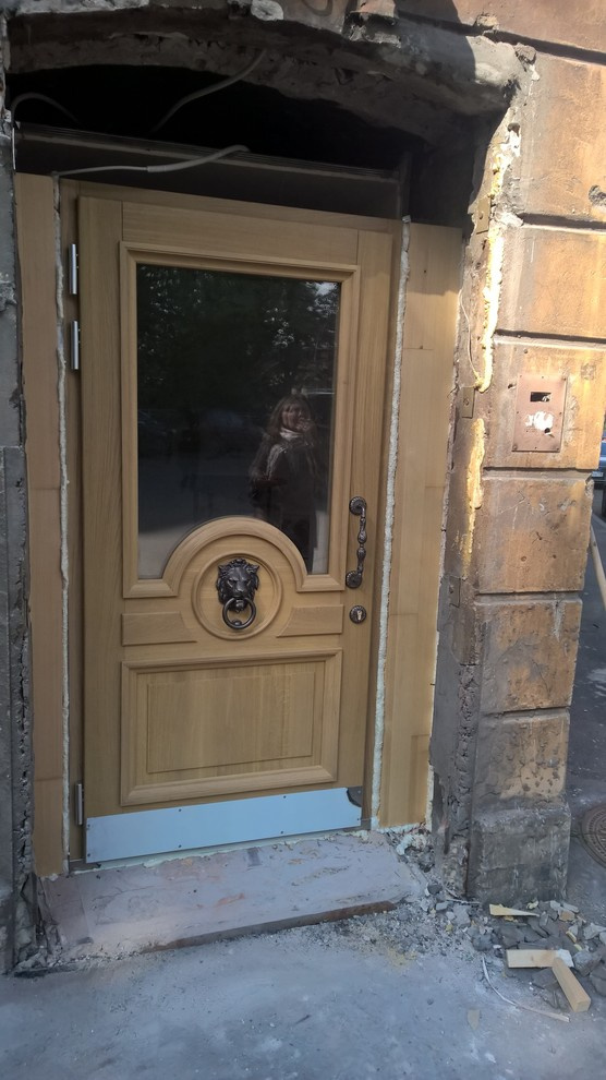 Двери входные