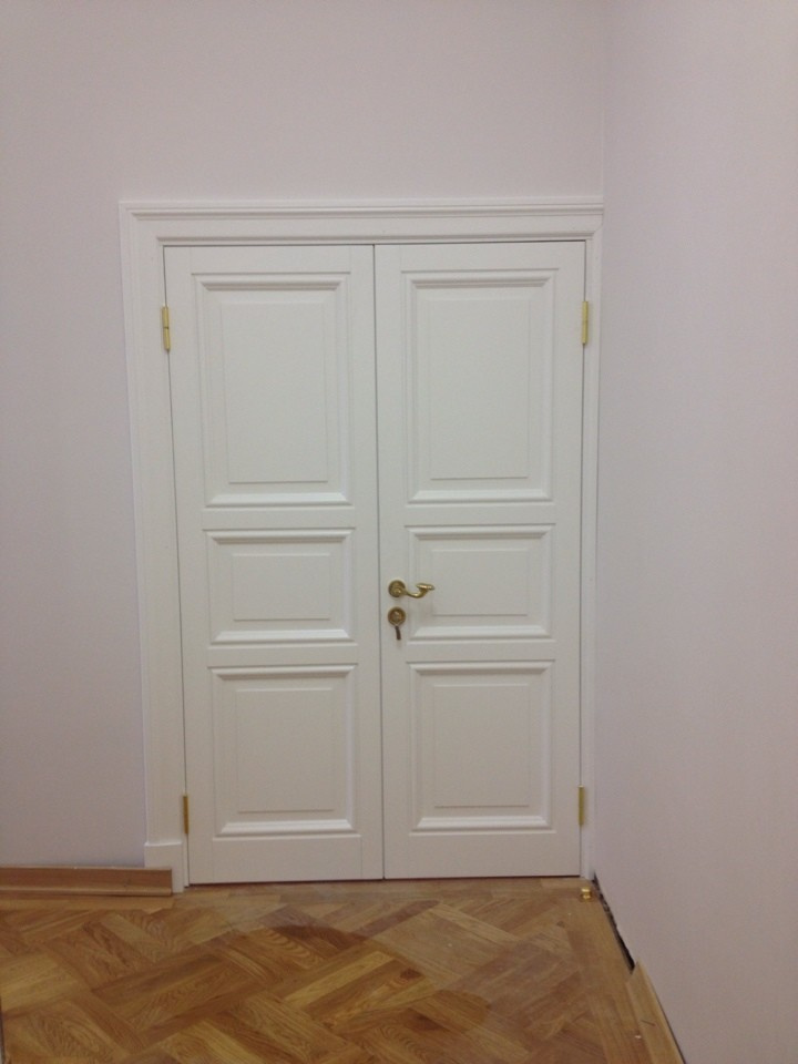 Двери входные исторические