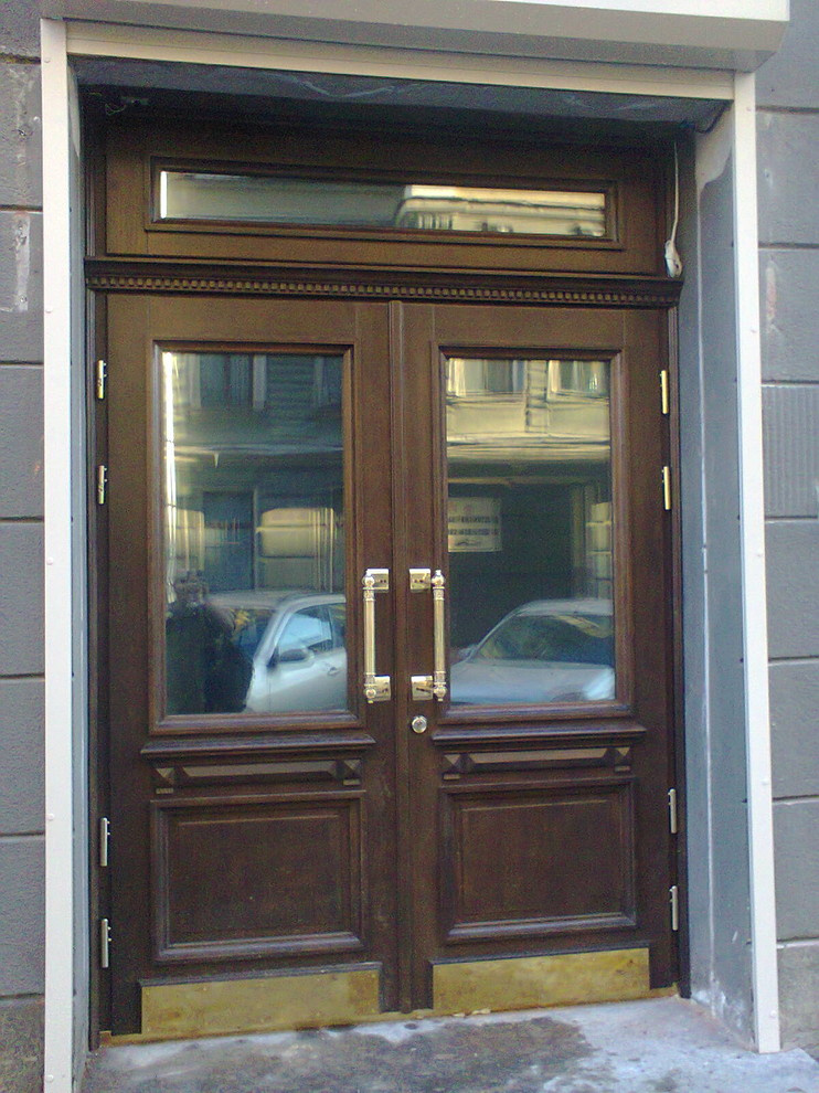 Двери входные исторические