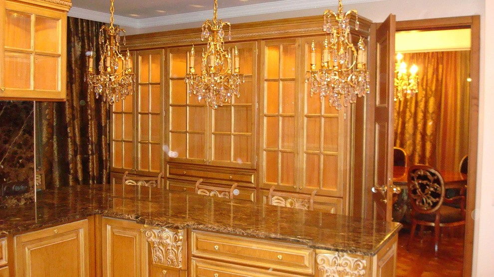 Обложка проекта: Кухня из натурального дерева и живого камня