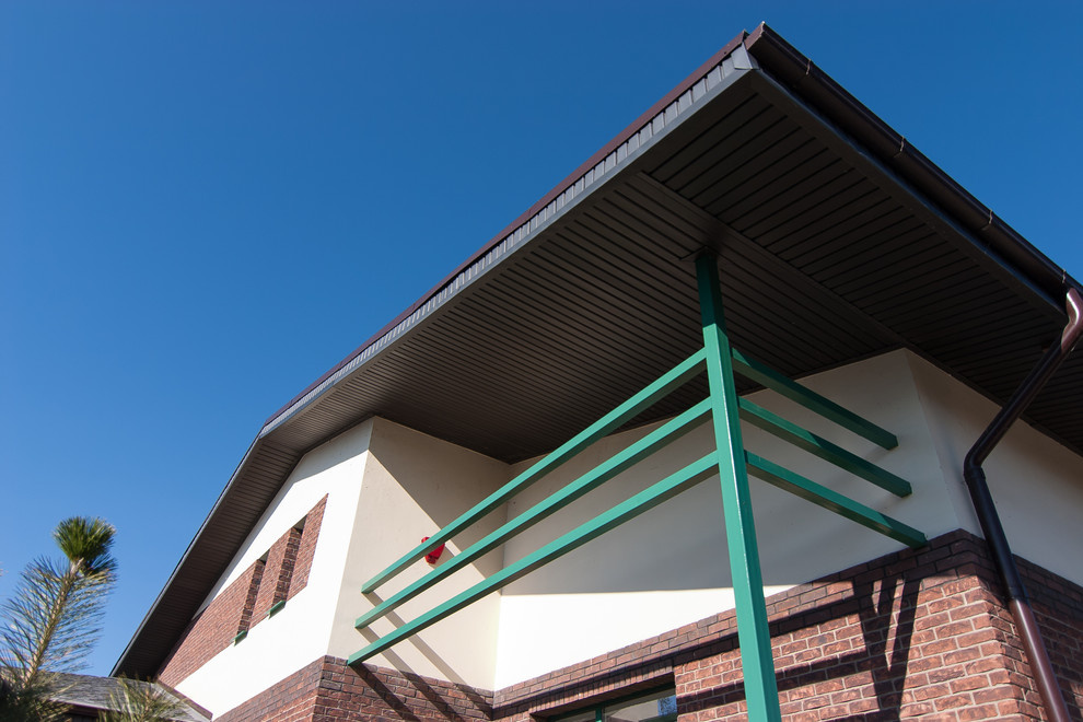 Одноэтажный жилой дом с бассейном и  SPA