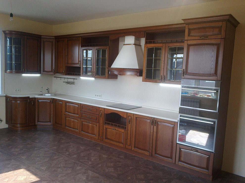 Воплощенные в жизнь проекты кухонь.