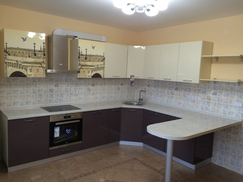 Воплощенные в жизнь проекты кухонь.