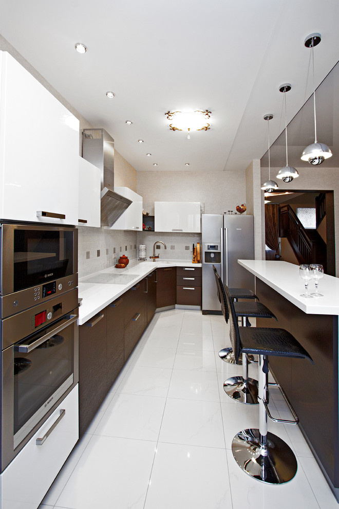 Воплощенные в жизнь проекты кухонь.